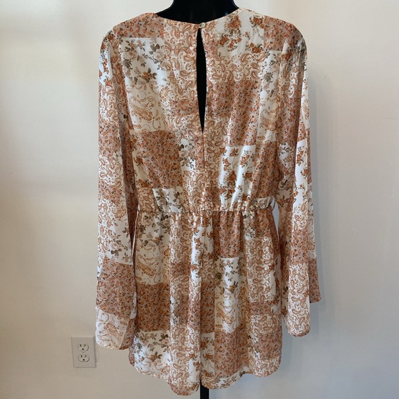 Pink Lily Romper Dressy Cream Green Rust Floral Paisley Print Medium - Picture 2 of 9